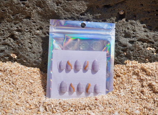 Light Purple Palaka with Puakenikeni Lei