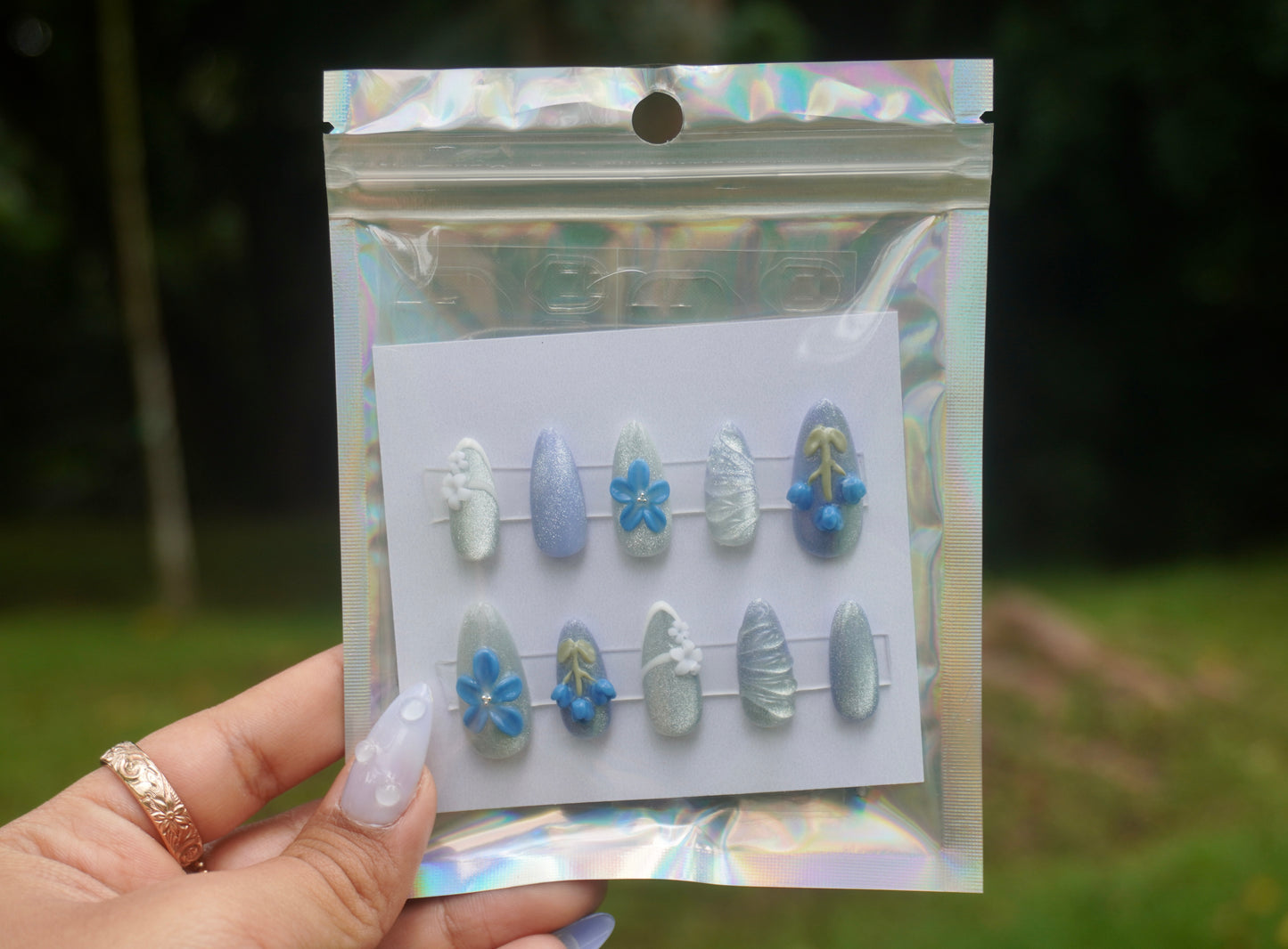 Blue Puas
